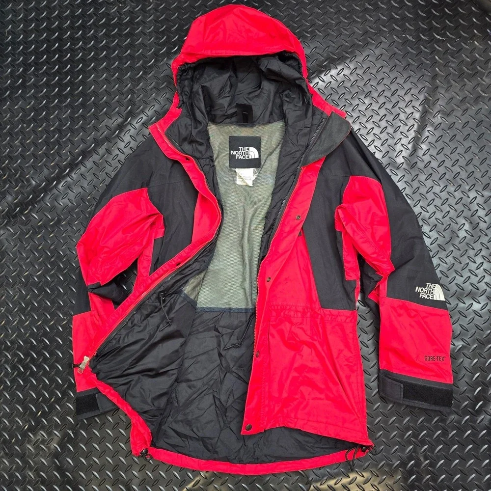 The North Face Mountain Gore-Tex Jacket Mens Medium Red‎ Black Vintage Shell